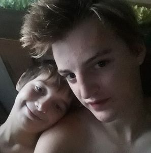 Meet your Posher, Ethan